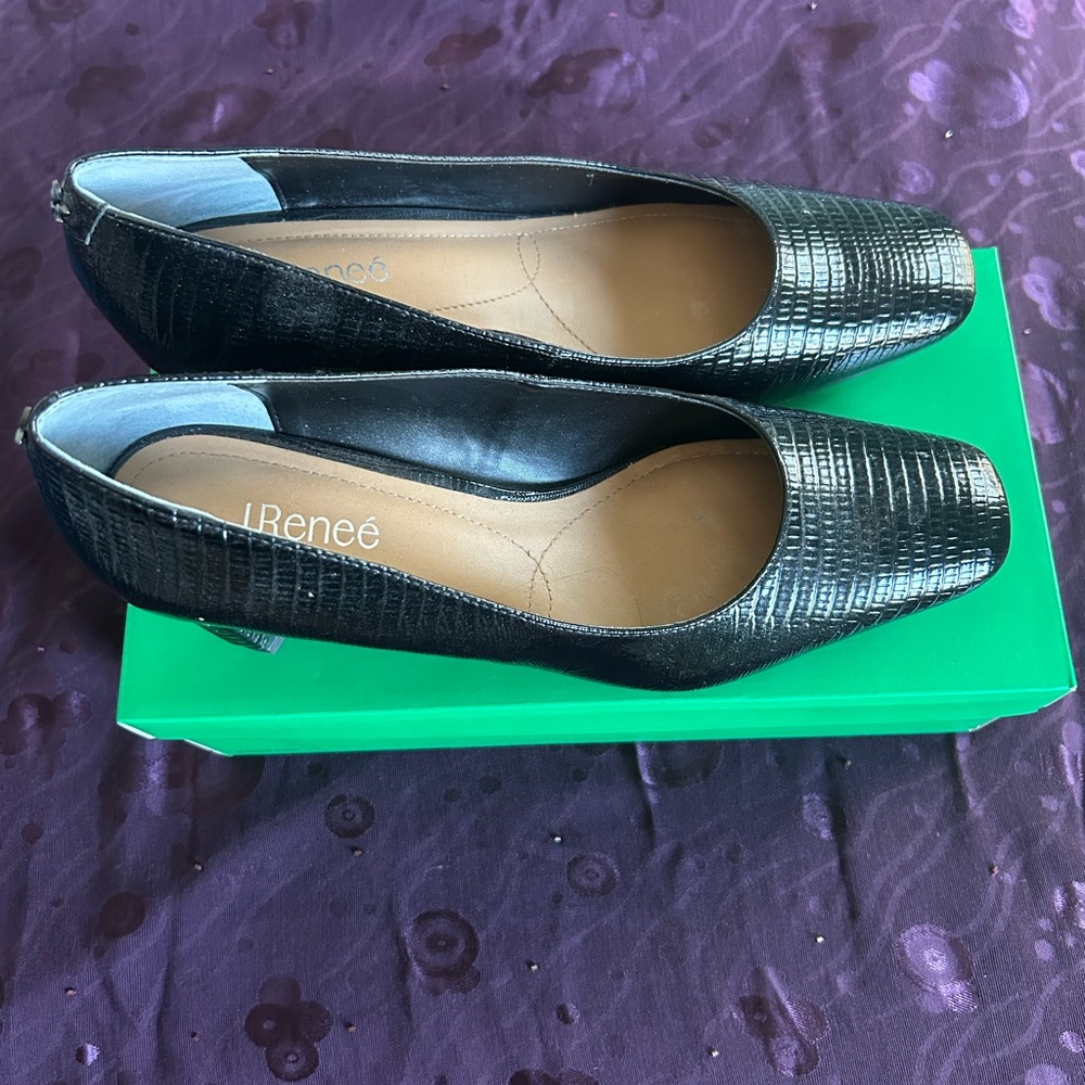 Beautiful Black Shoes for Women